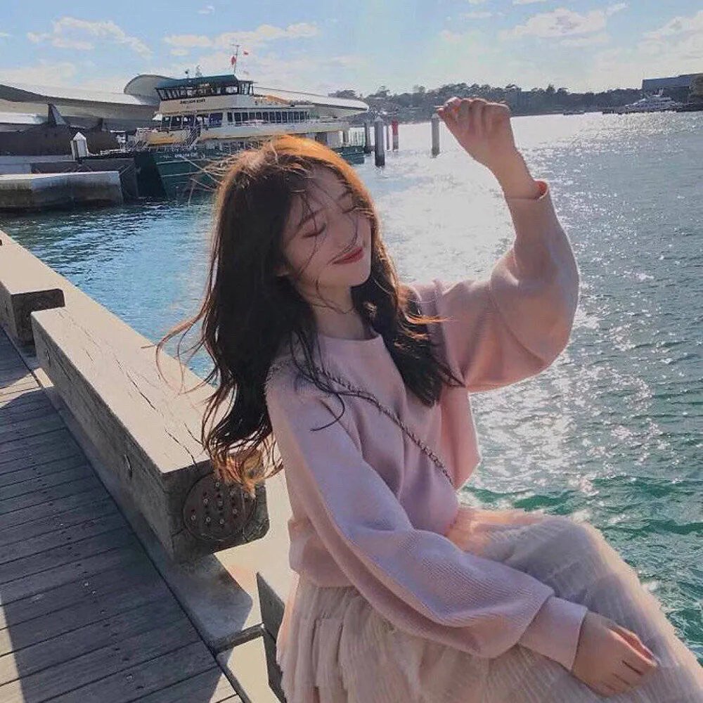 万丈光芒暖丝凉